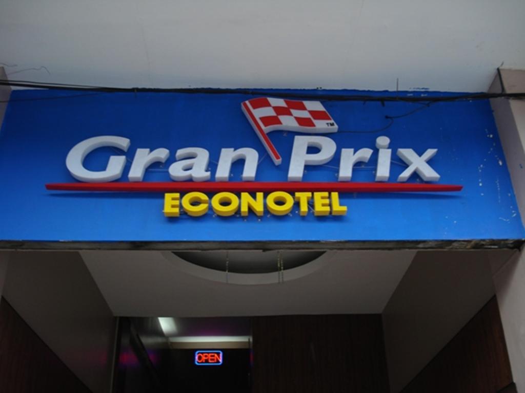 Gran Prix Hotel Pasay Manila Eksteriør billede